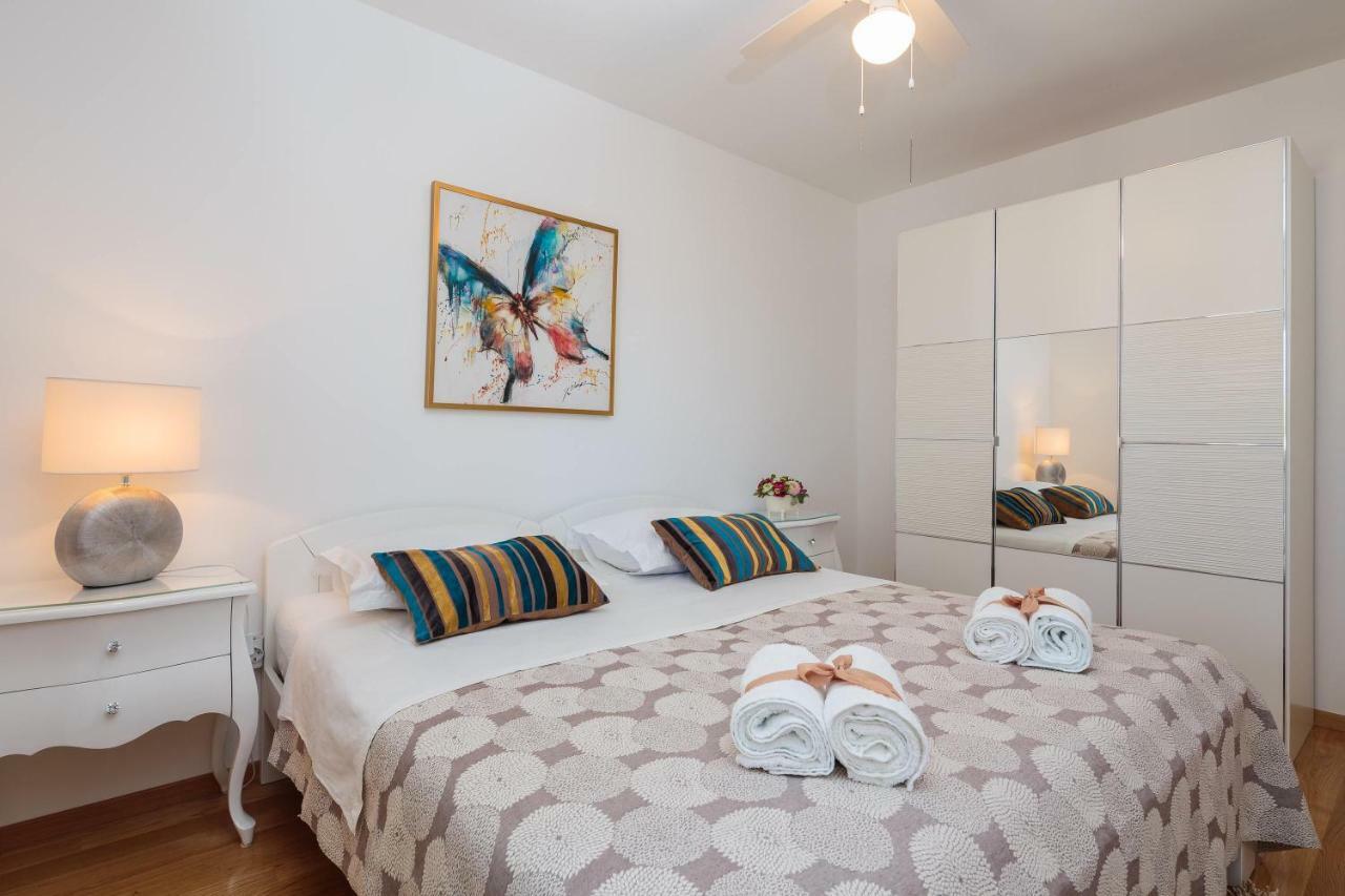 Holiday Home Brac Супетар Екстериор снимка